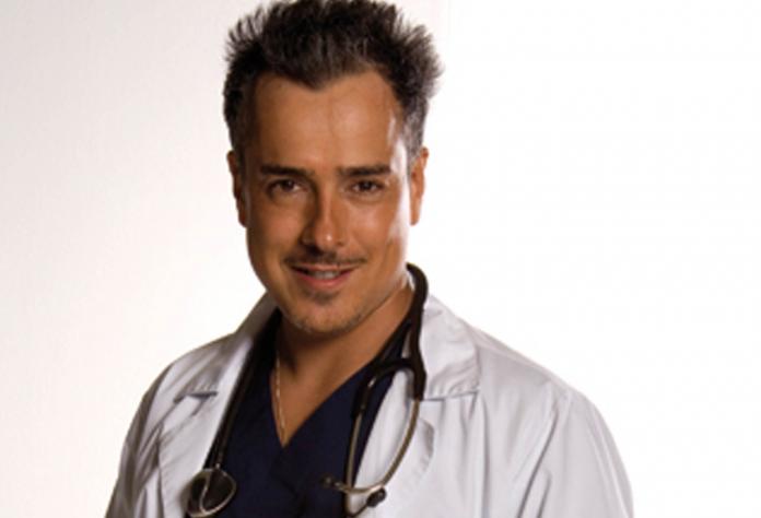 Jorge Enrique Abello En Los Tacones De Eva