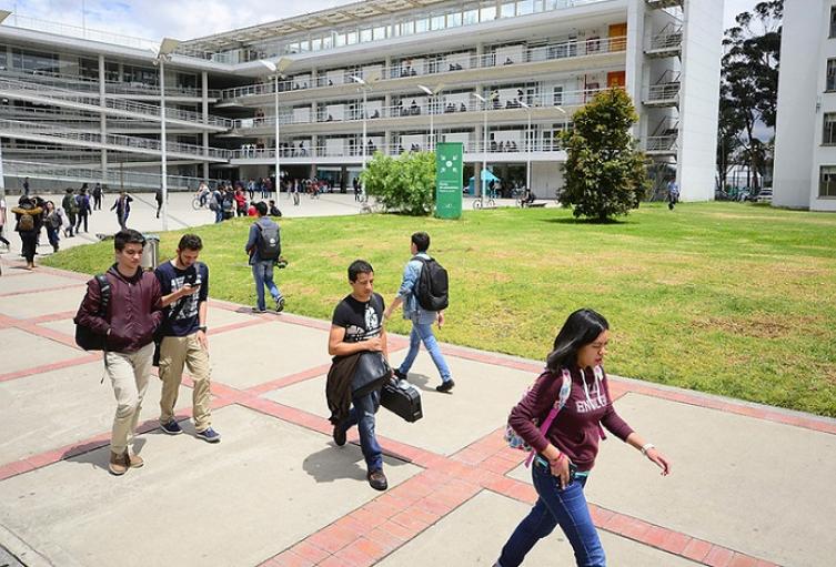 Universidad Nacional