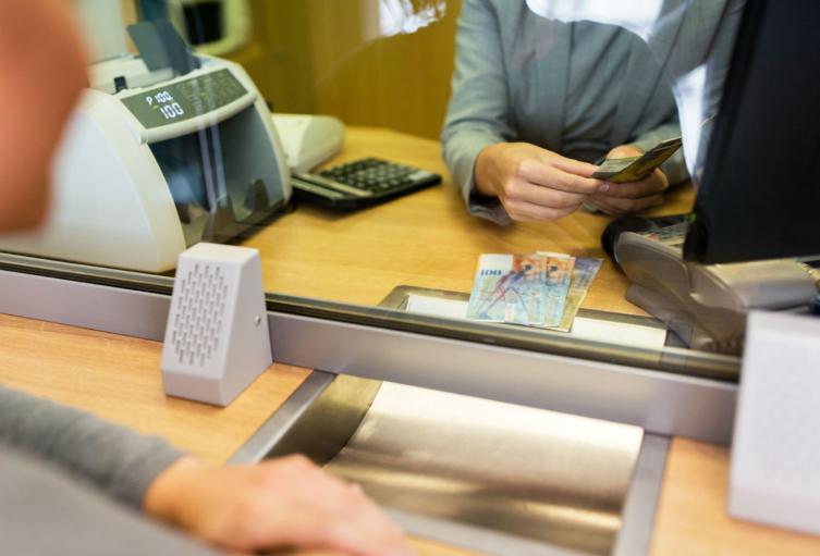Pagando impuestos. Imagen de referencia.