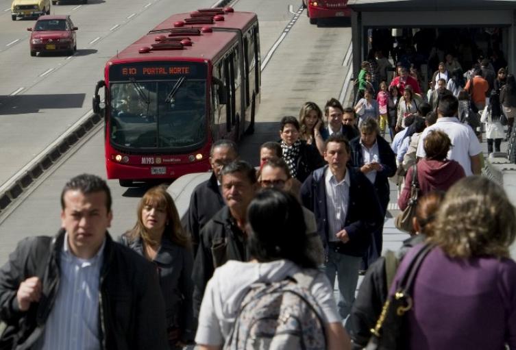 Transmilenio, sistema de transporte masivo de Bogotá.