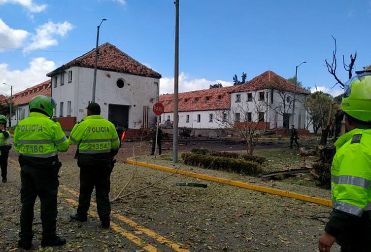 La Escuela General Santander, en Bogotá, tras el atentado del 17 de enero de 2019