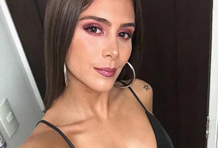 La cantante se molestó con quienes la atacaron por mostrar su apoyo al vecino país.