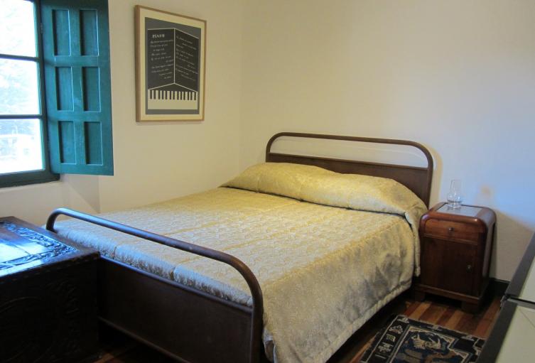 Cama. Imagen de referencia. Cama. Imagen de referencia.