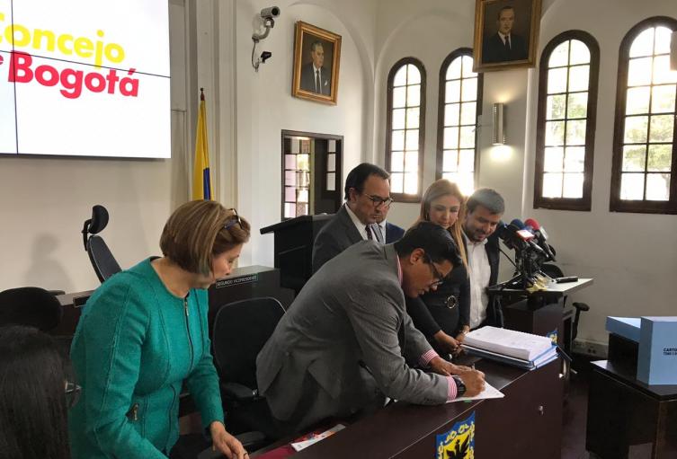 Radicación de POT en el Concejo de Bogotá