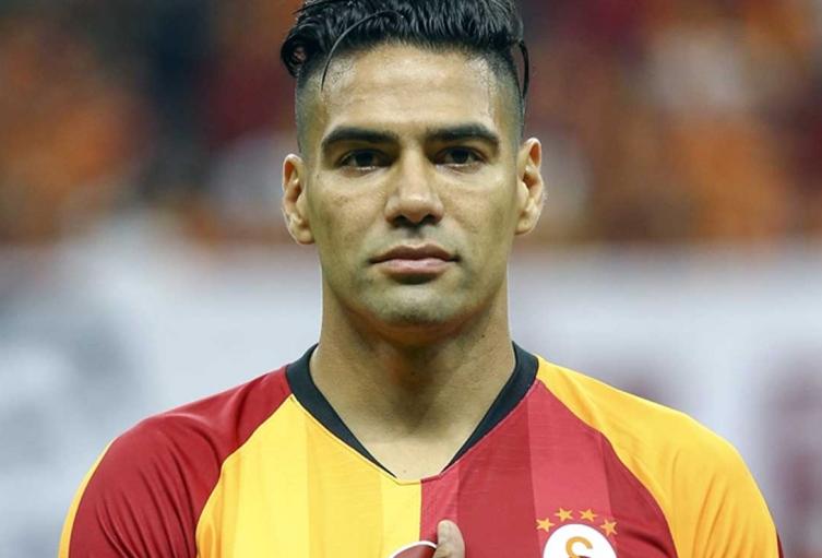 Debut de Falcao con el Galatasaray