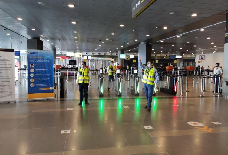 Protocolos para reapertura del aeropuerto El Dorado