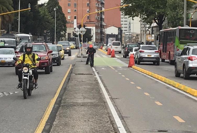 Ciclorrutas en Bogotá: concejales debaten sobre posibilidad de tomar más espacios de las vías vehiculares Ciclorrutas en Bogotá: concejales debaten sobre posibilidad de tomar más espacios de las vías vehiculares