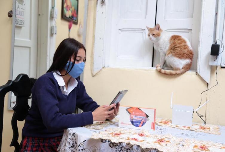 Inicia año escolar en Bogotá, con clases virtuales