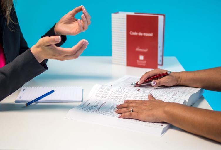 Alcaldía abre vacantes para 1.070 mujeres