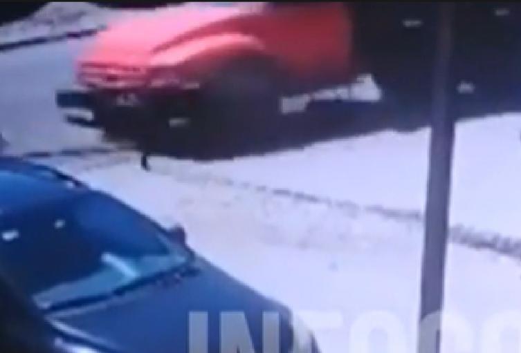 Conductor borracho atropelló a abuelo y nieta 