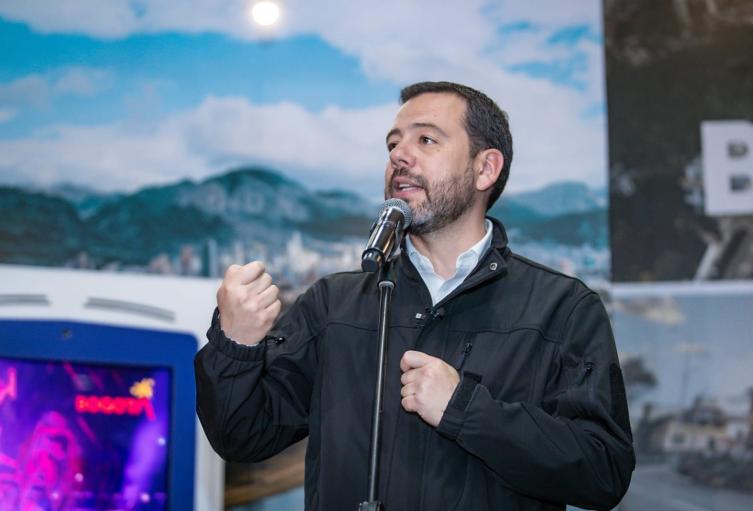 Galán firma alianza con centros comerciales que beneficiará a ciudadanos | Alerta Bogotá