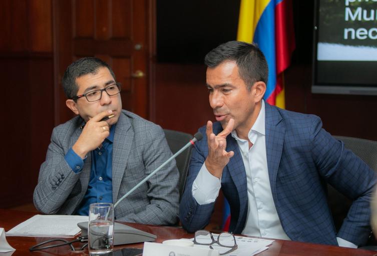 Director CAR Cundinamarca y Gobernador Cundinamarca 