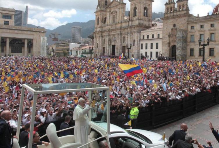 Papa Francisco en Bogotá Papa Francisco en Bogotá