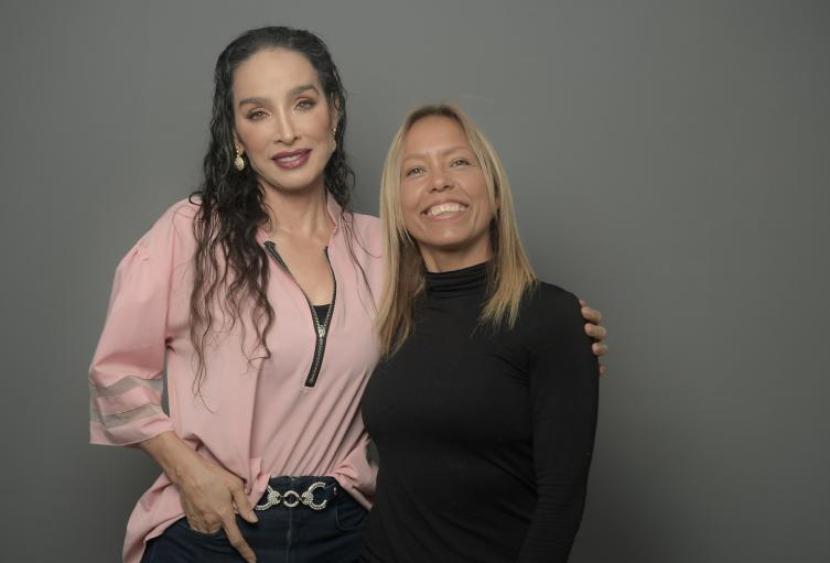 Luly Bossa, actriz y Sandra I. Corrales, escritora