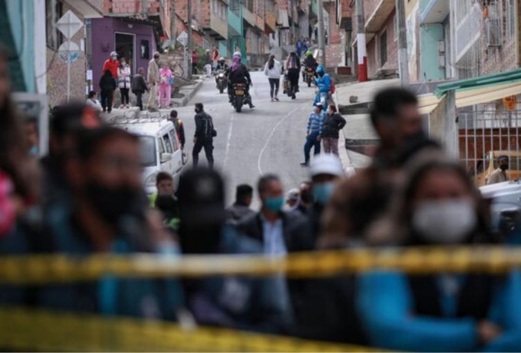 Vigilante muere arrollado por dos vehículos en Soacha: familia pide justicia / Referencia accidente