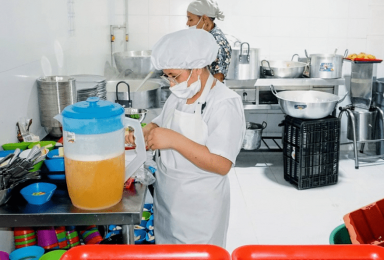 Bogotá busca aliados para operar comedores comunitarios en 2025