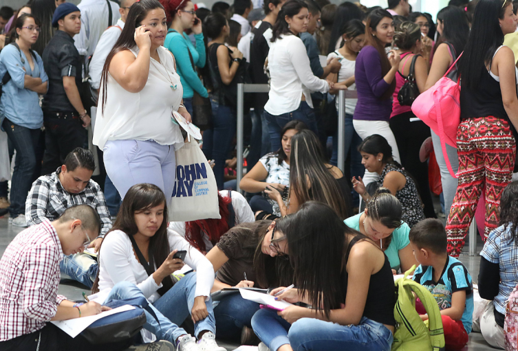 Cayó desempleo femenino en Bogotá, pero hay una alerta Cayó desempleo femenino en Bogotá, pero hay una alerta