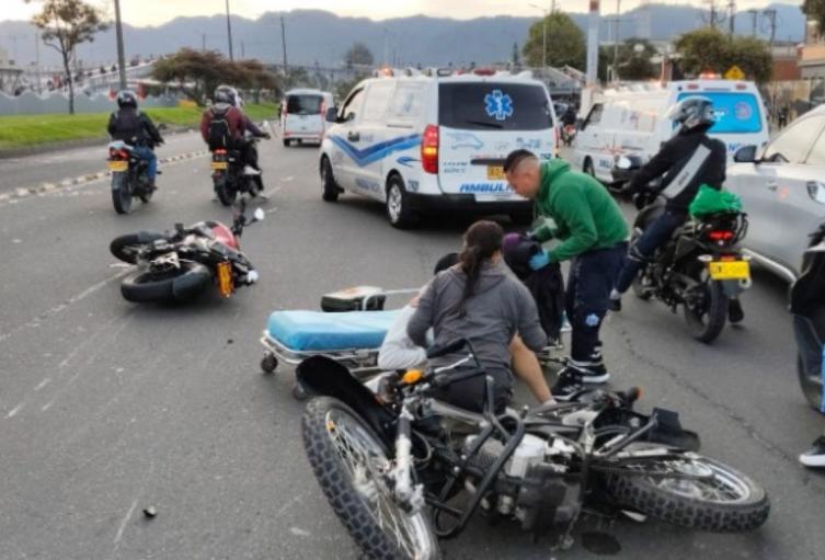 Conductores desesperados en la Américas les tocó tener paciencia Conductores desesperados en la Américas les tocó tener paciencia
