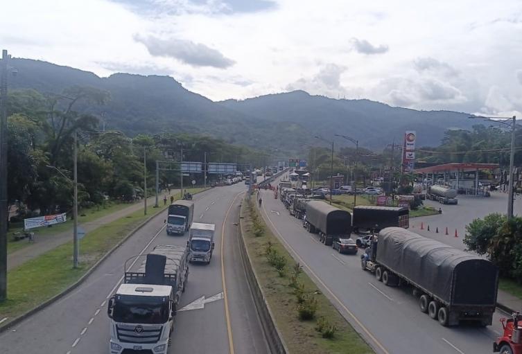 Paro arrocero en la vía al Llano