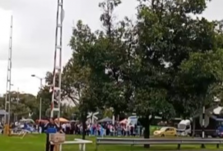 Trancón en la Calle 26 por protesta estas son las rutas alternas Trancón en la Calle 26 por protesta estas son las rutas alternas