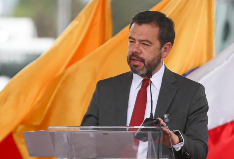 Alcalde Carlos Fernando Galán confirma salida de la directora de la directora de la Unidad Administrativa Especial de Servicios Públicos