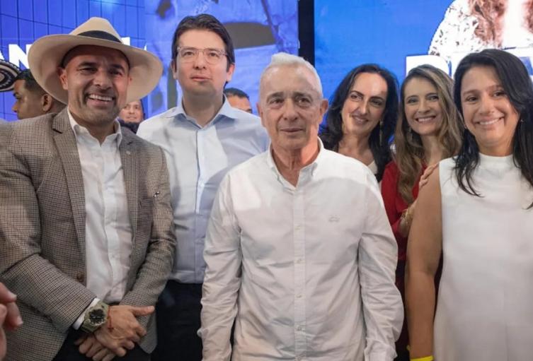 Centro Democrático acordó que Miguel Uribe sería su candidato Centro Democrático acordó que Miguel Uribe sería su candidato