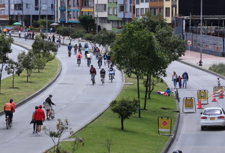 Ciclovía de Bogotá Ciclovía de Bogotá
