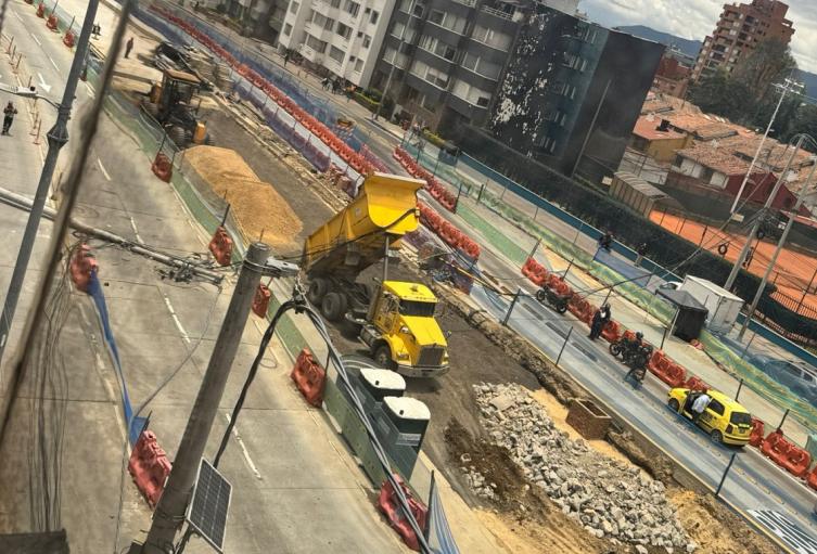 Obras de la Avenida Suba con calle 100
