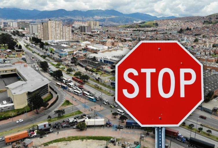 Cierre vial en Soacha Cierre vial en Soacha
