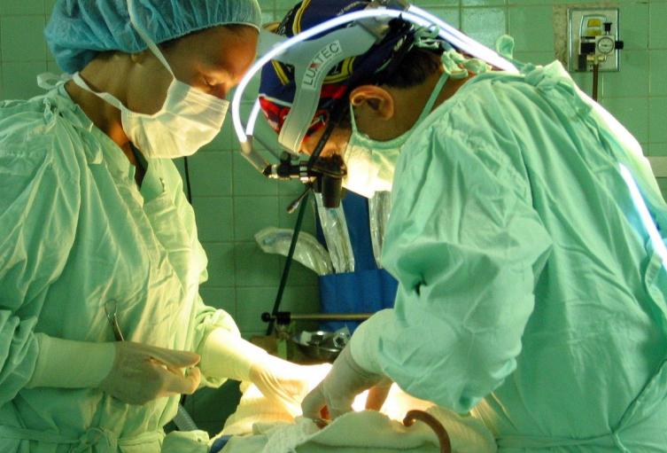 Sí existen cirugías estéticas que la EPS puede cubrir y pasos para acceder a este beneficio