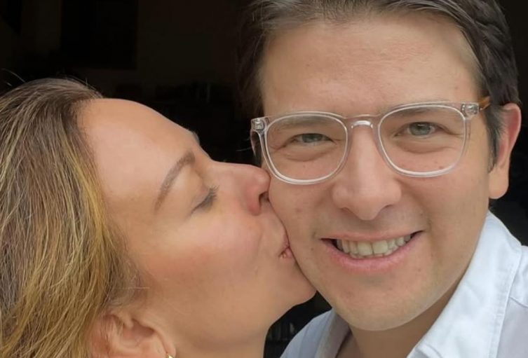 En una entrevista, Miguel Uribe sorprendió con una dedicatoria musical a su esposa