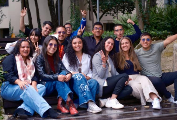 Distrito abre convocatoria para practicas a estudiantes Distrito abre convocatoria para practicas a estudiantes