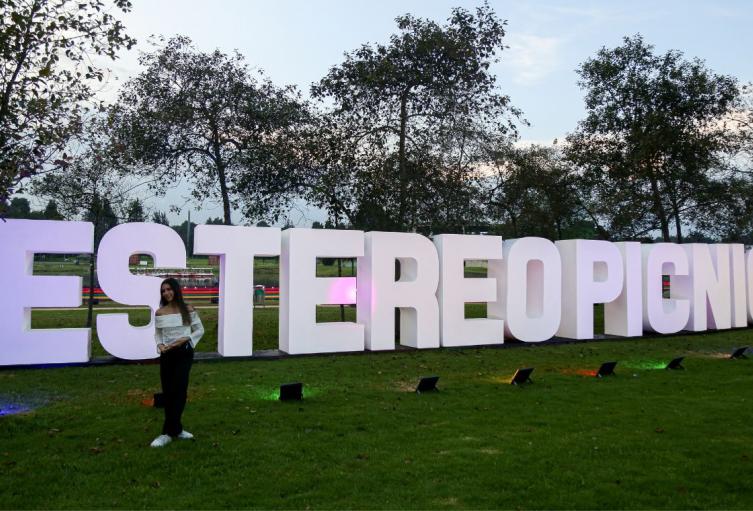 Cartel del Festival Estéreo Picnic 2026 Letrero del Festival Estéreo Picnic