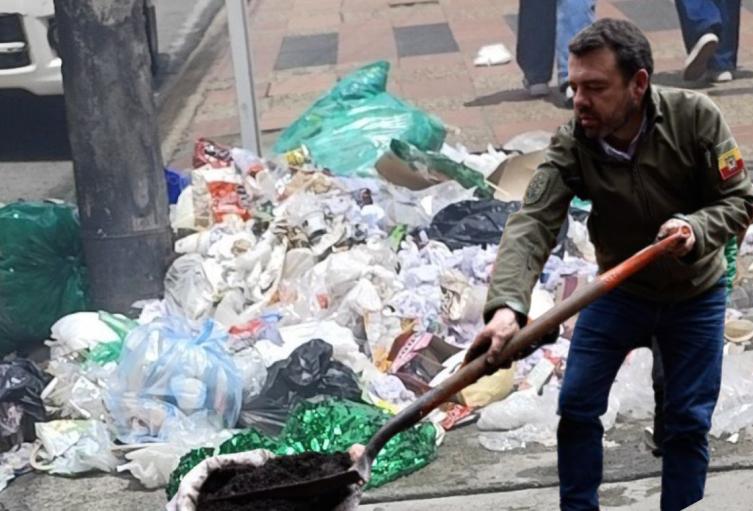 Galán no aguantó más el basurero tomó drástica medida con la UAESP Galán no aguantó más el basurero tomó drástica medida con la UAESP