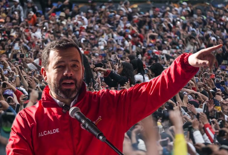 El alcalde Carlos Fernando Galán rechaza disturbios en Hip Hop al Parque El alcalde Carlos Fernando Galán rechaza disturbios en Hip Hop al Parque