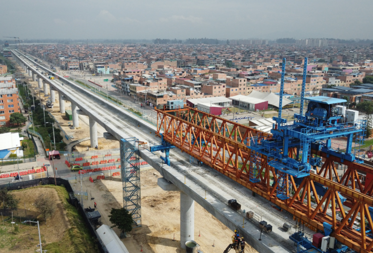 Tras décadas de intentos fallidos, Bogotá tendrá su primera línea de Metro con 16 estaciones Tras décadas de intentos fallidos, Bogotá tendrá su primera línea de Metro con 16 estaciones