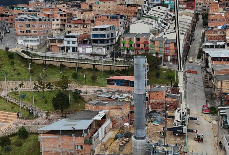 San Cristóbal más cerca del cielo Llegar a casa será muy fácil San Cristóbal más cerca del cielo Llegar a casa será muy fácil