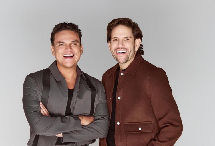 Silvestre Dangond y Juancho de la Espriella en la carátula de "El Último Baile"
