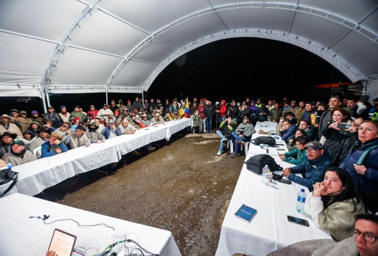 Foto: A las 12:00 am de este sábado 9 de agosto, se realizará la firma oficial del acuerdo con la presencia de altos funcionarios del Gobierno Nacional.