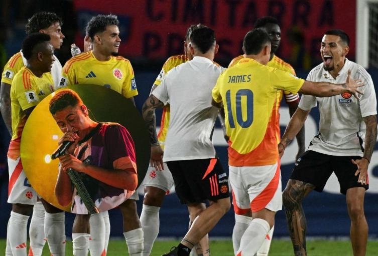 Nueva canción para la Selección Colombia (imagen de referencia) Jugadores de Colombia celebrando clasificación al Mundial 2026