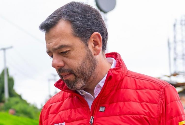 Carlos Fernando Galán confirma que por ahora no radicará la nueva reforma tributaria