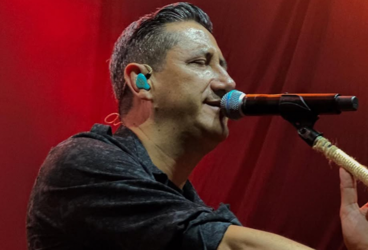 Heredero confirma que está bien de salud