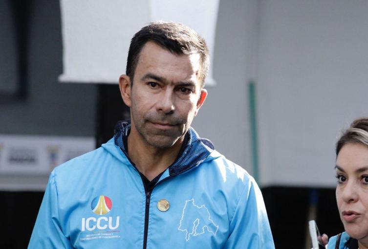 Jorge Rey, gobernador de Cundinamarca, desde Soacha, junto al equipo de Alerta Bogotá, en el marco de Encontrémonos en las regiones Jorge Rey, gobernador de Cundinamarca, desde Soacha, junto al equipo de Alerta Bogotá, en el marco de Encontrémonos en las regiones