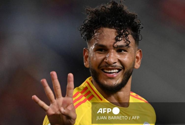 Luis Suárez metió cuatro goles en la victoria de Colombia frente a Venezuela Luis Suárez metió cuatro goles en la victoria de Colombia frente a Venezuela