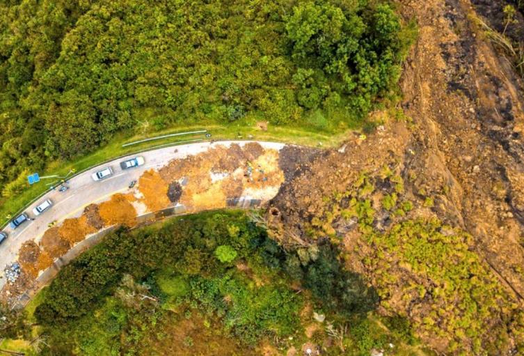 Plan de ayudas por cierre de la vía al Llano arreglo tomará mucho tiempo