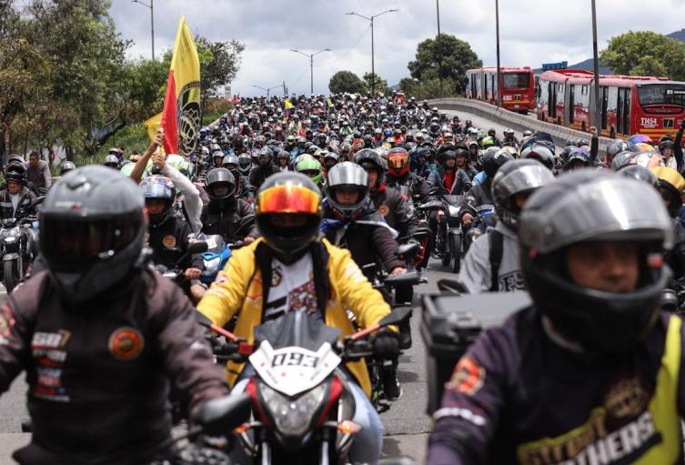 Protesta de moteros en Bogotá