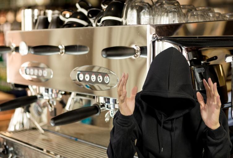 Robo de máquinas de café en Quinta Paredes Robo de máquinas de café en Quinta Paredes