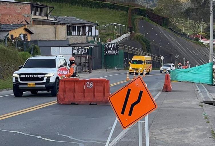 Cierre en la vía Bogotá – La Calera: trancones podrían dañarle el genio
