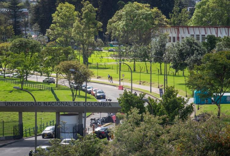 Ordenan evacuación de la Universidad Nacional