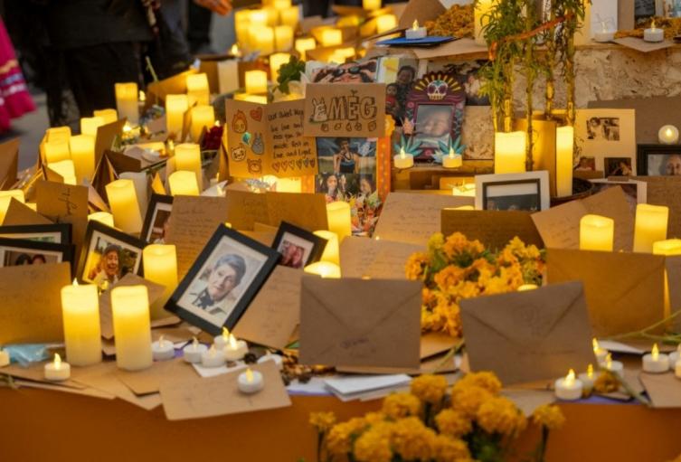 Altar del Día de los muertos Altar del Día de los muertos